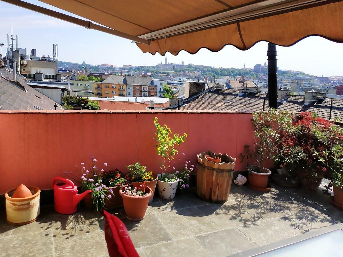 Margaret Apartment For 5 People With Panorama Terrace Budapeste Exterior foto